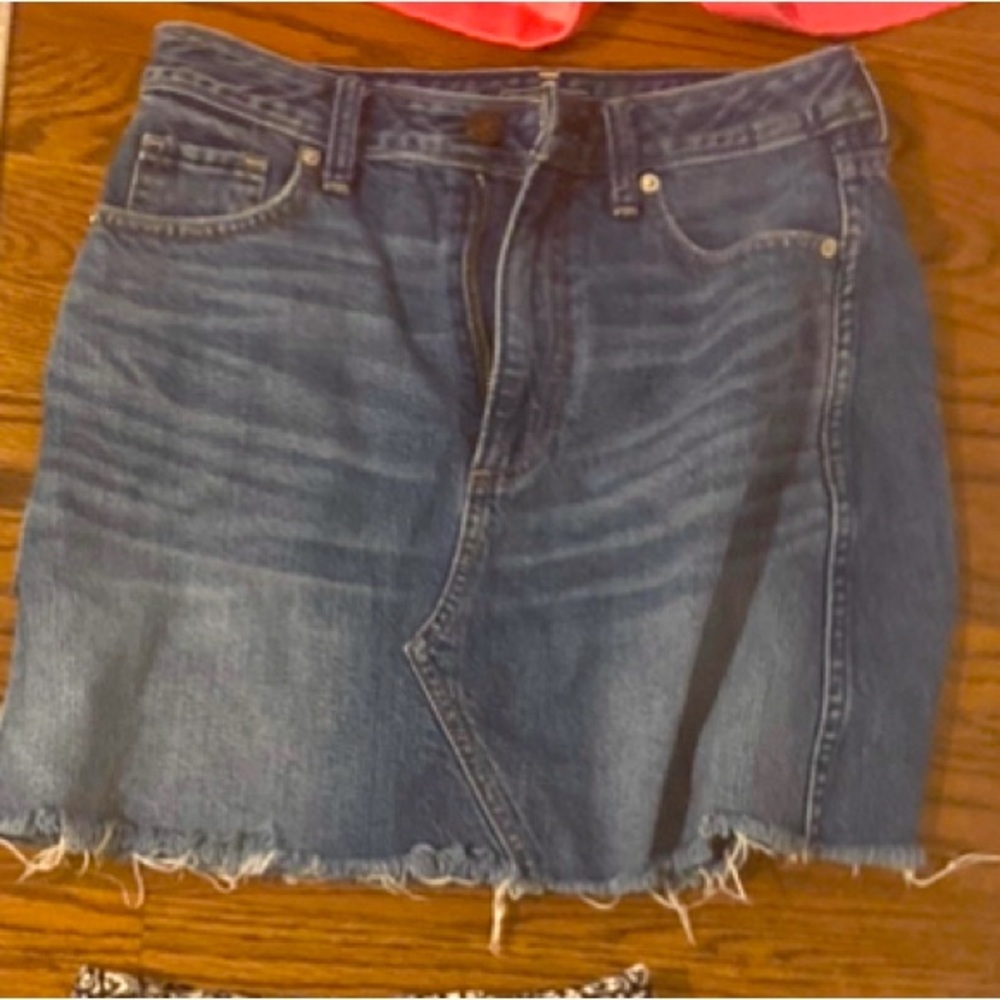 Jean skirt too small